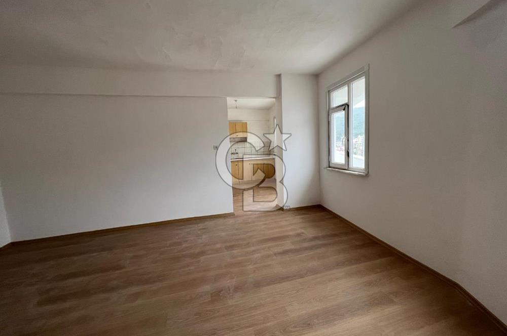 ÇINARCIK ESENKÖY'DE DENİZ MANZARALI 4+1SATILIK DUBLEKS DAİRE