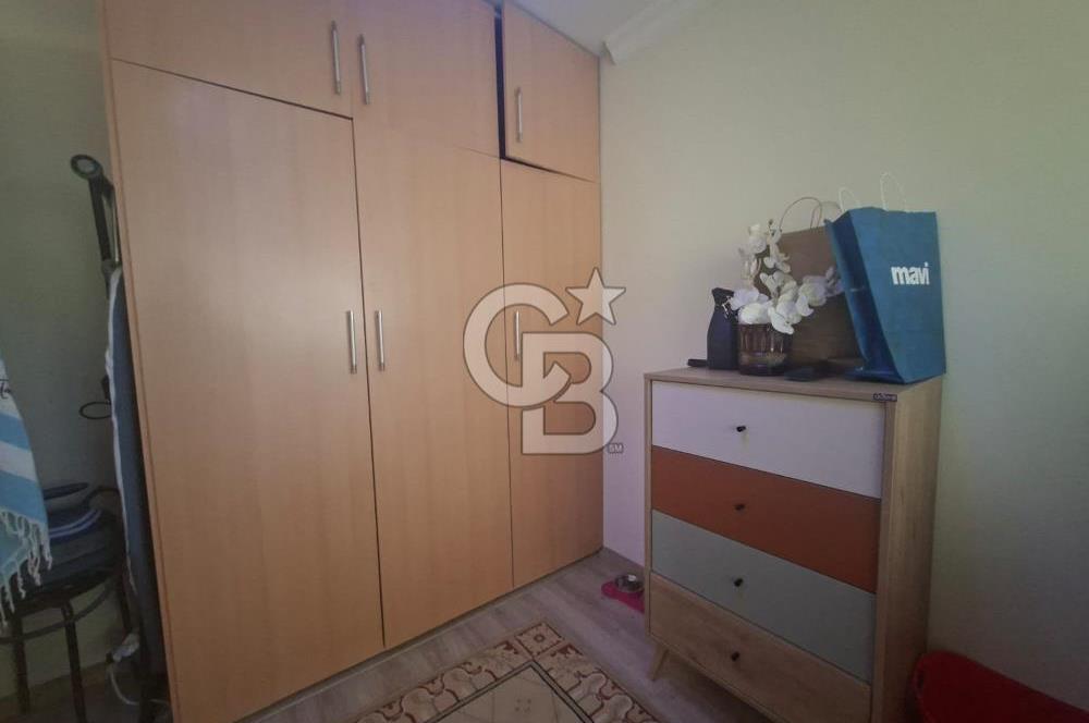 Bostanlı'da Satılık 4+1 Dubleks Daire Geniş ve Ferah!