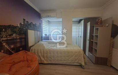 Bostanlı'da Satılık 4+1 Dubleks Daire Geniş ve Ferah!