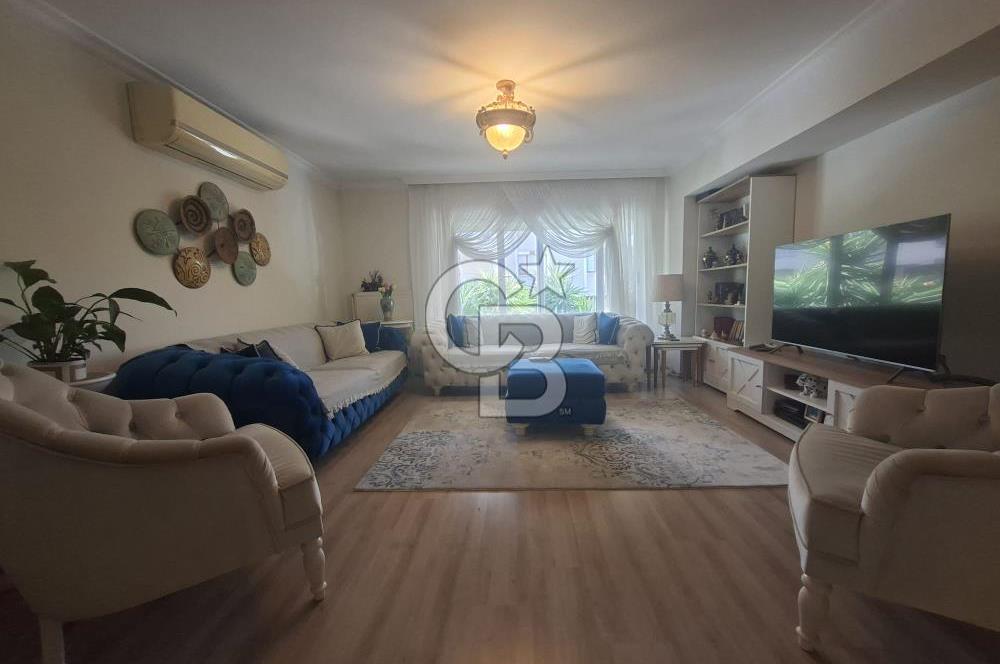 Bostanlı'da Satılık 4+1 Dubleks Daire Geniş ve Ferah!