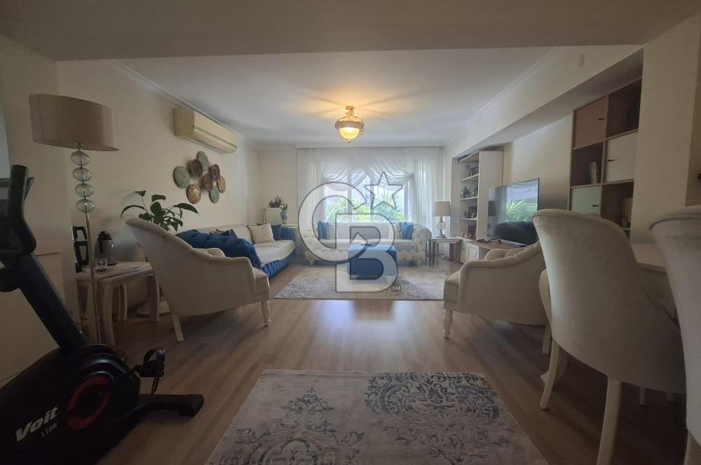 Bostanlı'da Satılık 4+1 Dubleks Daire Geniş ve Ferah!