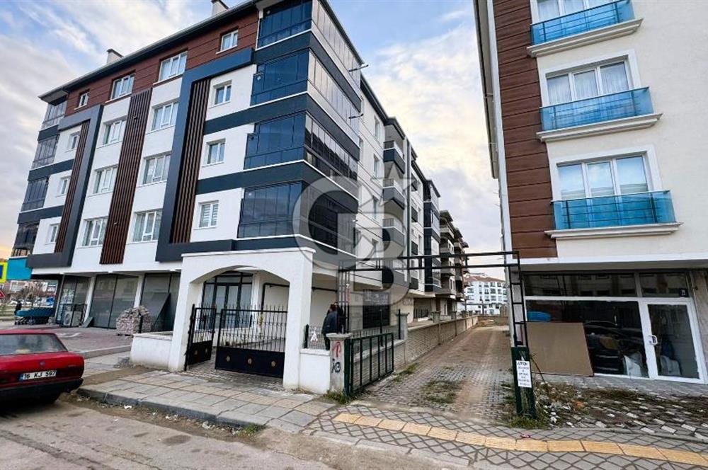 Yenikent'te Ayrıcalıklı Lokasyon da Sıfır 3+1