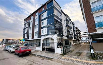 Yenikent'te Ayrıcalıklı Lokasyon da Sıfır 3+1