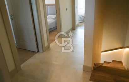 SEFERİHİSARDA LÜKS VİLLA