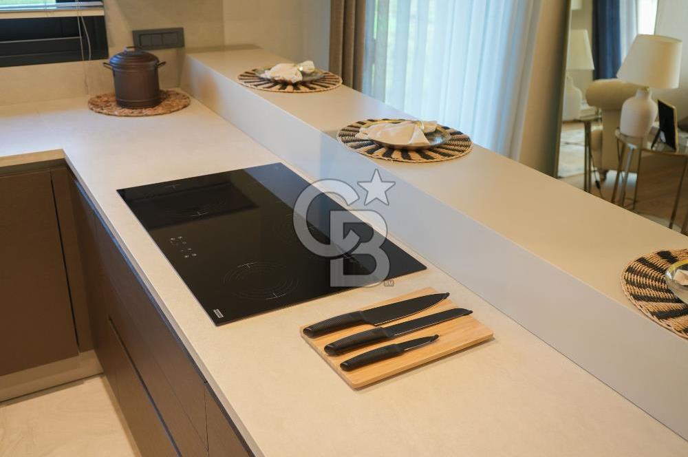 SEFERİHİSARDA LÜKS VİLLA