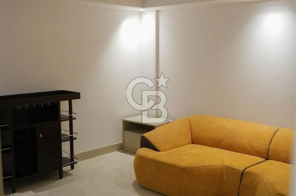 SEFERİHİSARDA LÜKS VİLLA