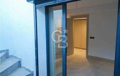 SEFERİHİSARDA LÜKS VİLLA