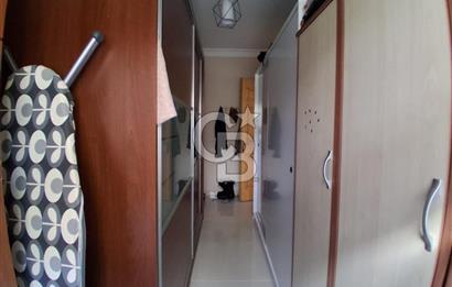 Güzelbahçe Kahramandere de Satılık Deniz Manzaralı Geniş Villa