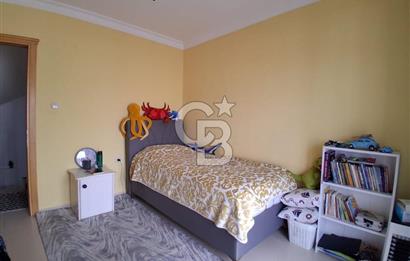 Güzelbahçe Kahramandere de Satılık Deniz Manzaralı Geniş Villa