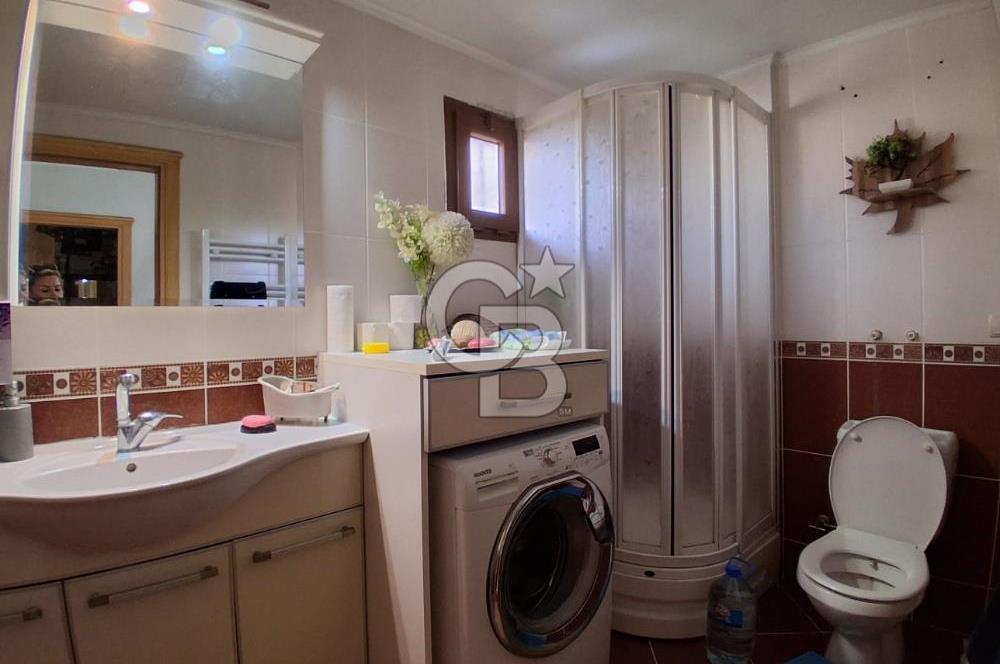 Güzelbahçe Kahramandere de Satılık Deniz Manzaralı Geniş Villa