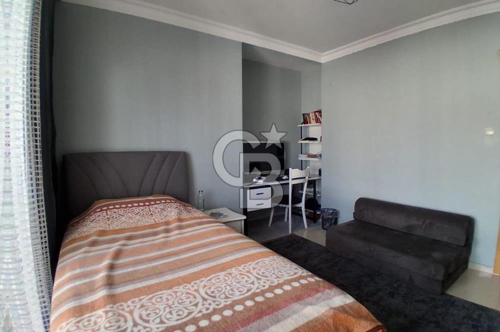 Güzelbahçe Kahramandere de Satılık Deniz Manzaralı Geniş Villa