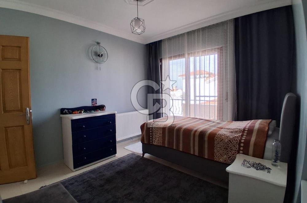 Güzelbahçe Kahramandere de Satılık Deniz Manzaralı Geniş Villa