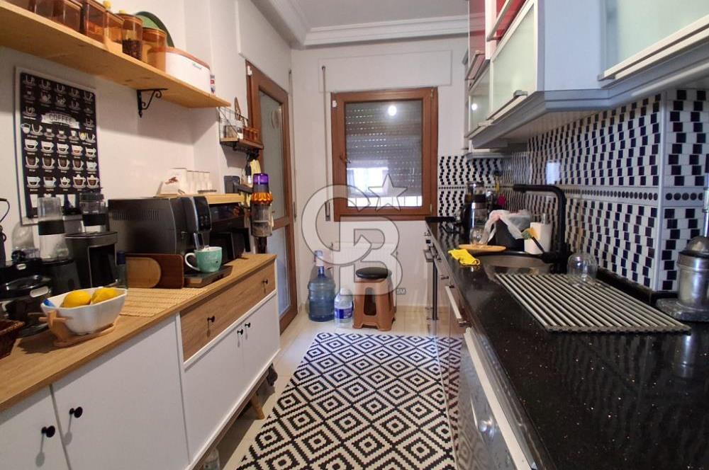 Güzelbahçe Kahramandere de Satılık Deniz Manzaralı Geniş Villa