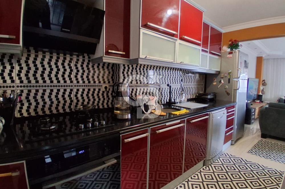 Güzelbahçe Kahramandere de Satılık Deniz Manzaralı Geniş Villa