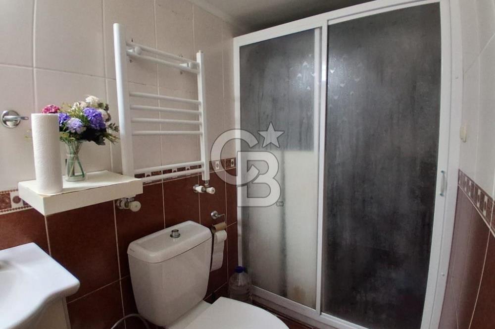 Güzelbahçe Kahramandere de Satılık Deniz Manzaralı Geniş Villa