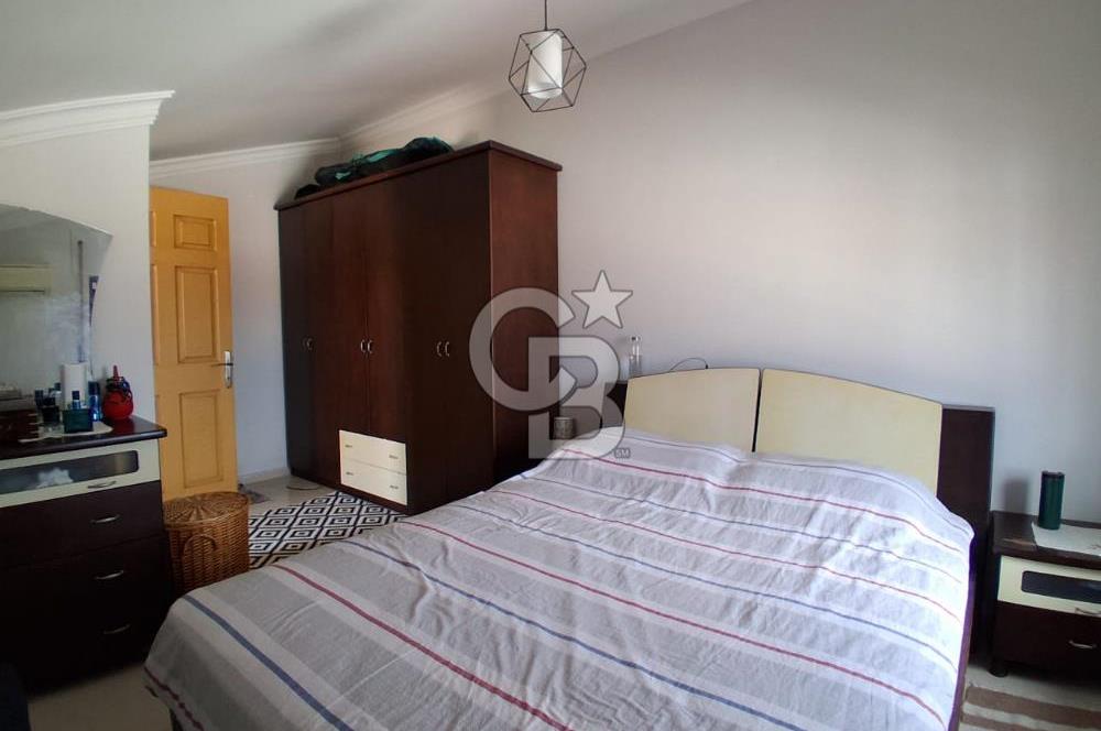 Güzelbahçe Kahramandere de Satılık Deniz Manzaralı Geniş Villa