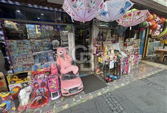 Ferit KUTLUAY'dan SÜTÇÜ İMAM CAD DE 120 M2 DEVREN OYUNCAKÇI - 3 - 326251