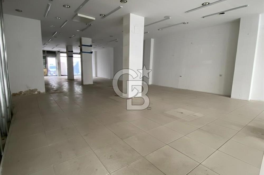 KÜÇÜKSU CADDESİNDE 220 M2 KİRALIK DÜKKAN