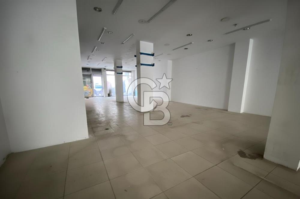 KÜÇÜKSU CADDESİNDE 220 M2 KİRALIK DÜKKAN