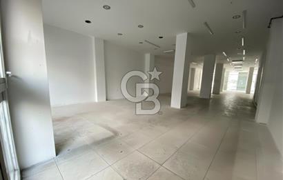 KÜÇÜKSU CADDESİNDE 220 M2 KİRALIK DÜKKAN