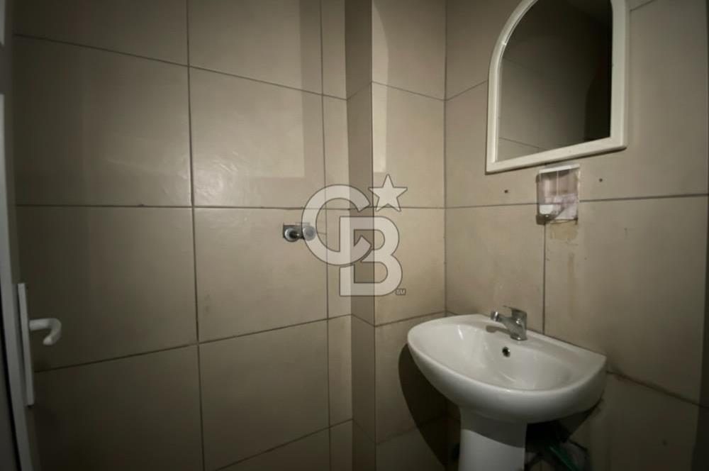 KÜÇÜKSU CADDESİNDE 220 M2 KİRALIK DÜKKAN