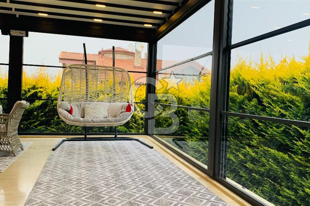 GÖLBAŞI BAHÇELİEVLERDE ÖZEL MİMARİ SİTE İÇİ SATILIK LÜKS VİLLA