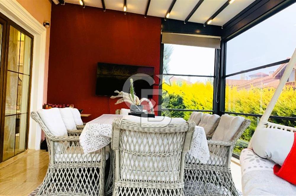 GÖLBAŞI BAHÇELİEVLERDE ÖZEL MİMARİ SİTE İÇİ SATILIK LÜKS VİLLA