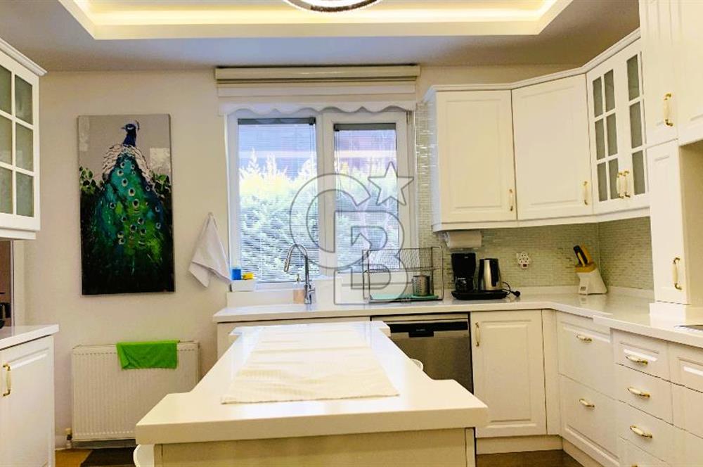 GÖLBAŞI BAHÇELİEVLERDE ÖZEL MİMARİ SİTE İÇİ SATILIK LÜKS VİLLA