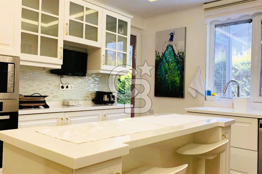 GÖLBAŞI BAHÇELİEVLERDE ÖZEL MİMARİ SİTE İÇİ SATILIK LÜKS VİLLA