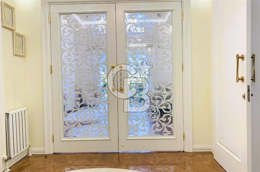 GÖLBAŞI BAHÇELİEVLERDE ÖZEL MİMARİ SİTE İÇİ SATILIK LÜKS VİLLA