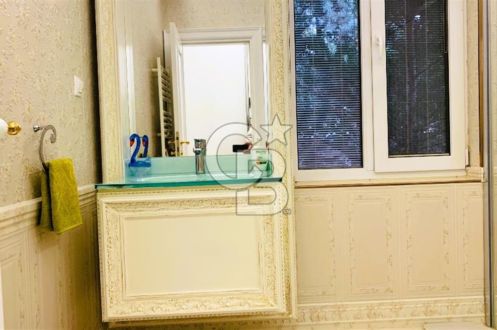 GÖLBAŞI BAHÇELİEVLERDE ÖZEL MİMARİ SİTE İÇİ SATILIK LÜKS VİLLA