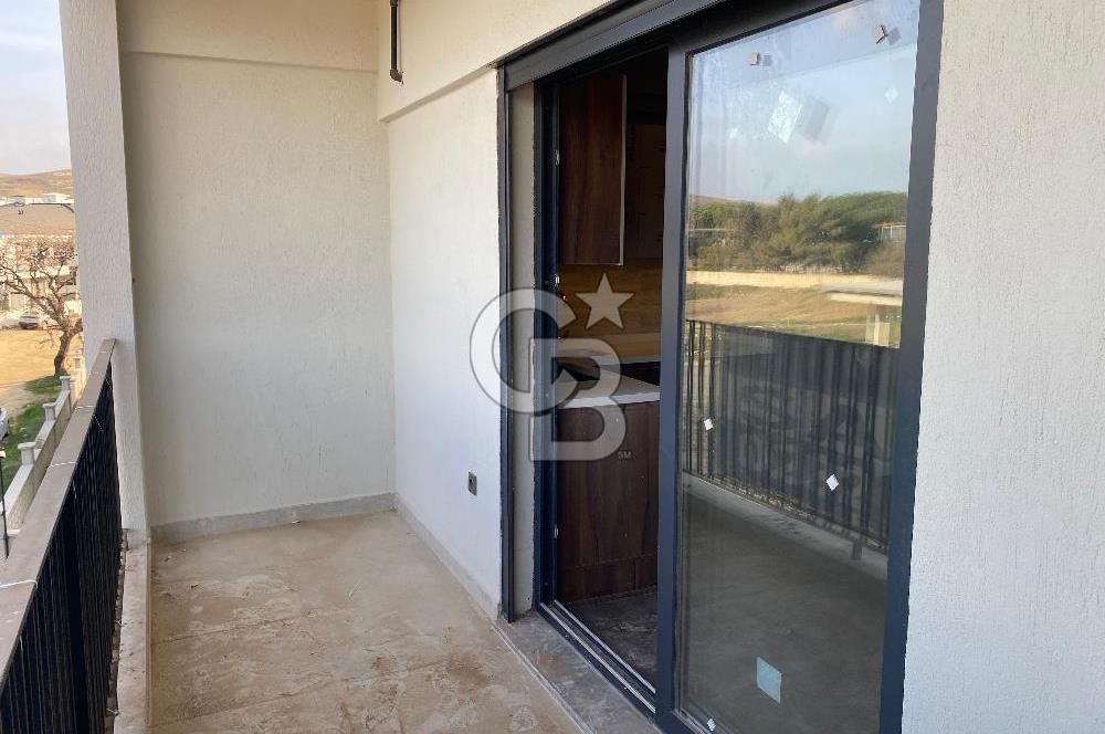 Seferihisar Çolak İbrahim Mahallesinde 2+1 Satılık Daire