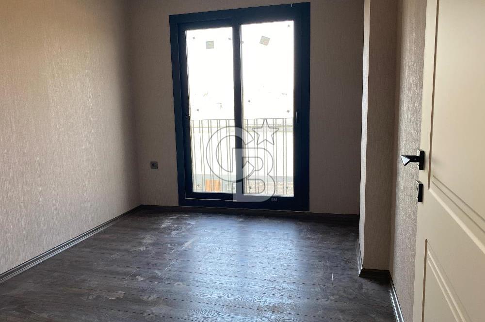 Seferihisar Çolak İbrahim Mahallesinde 2+1 Satılık Daire