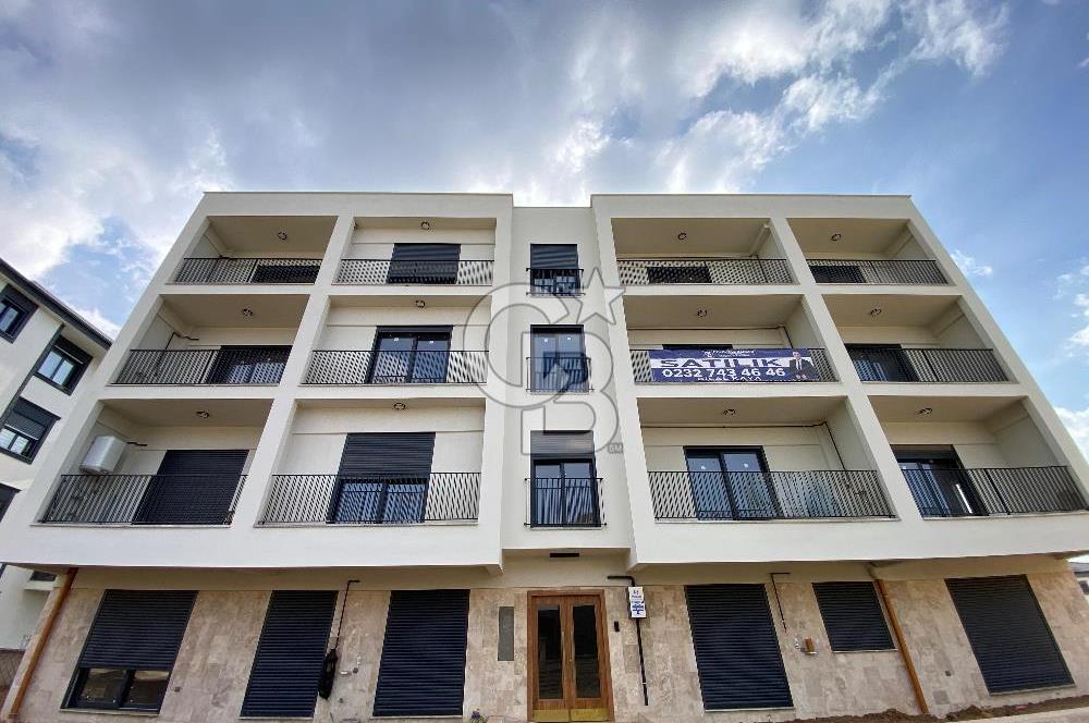 Seferihisar Çolak İbrahim Mahallesinde 2+1 Satılık Daire