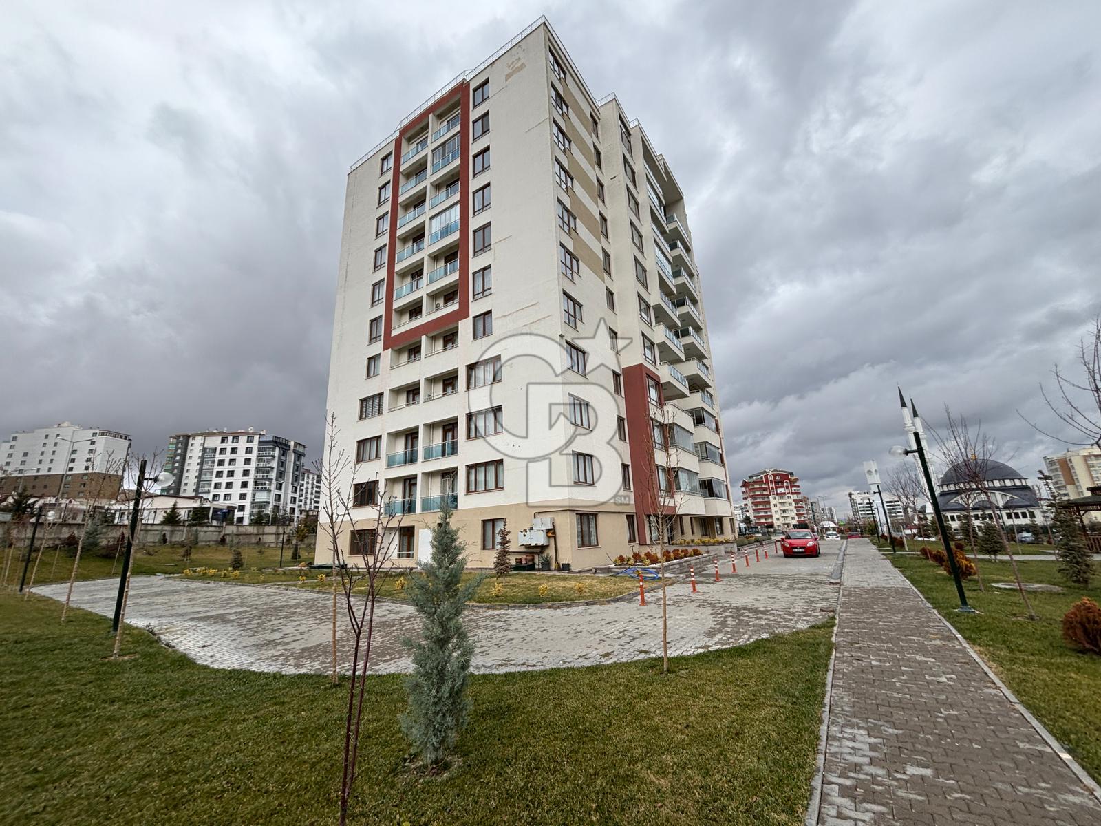 CB PREMIUM'DAN BAĞLICA'DA MERKEZİ KONUMDA SATILIK 4+1 DAİRE