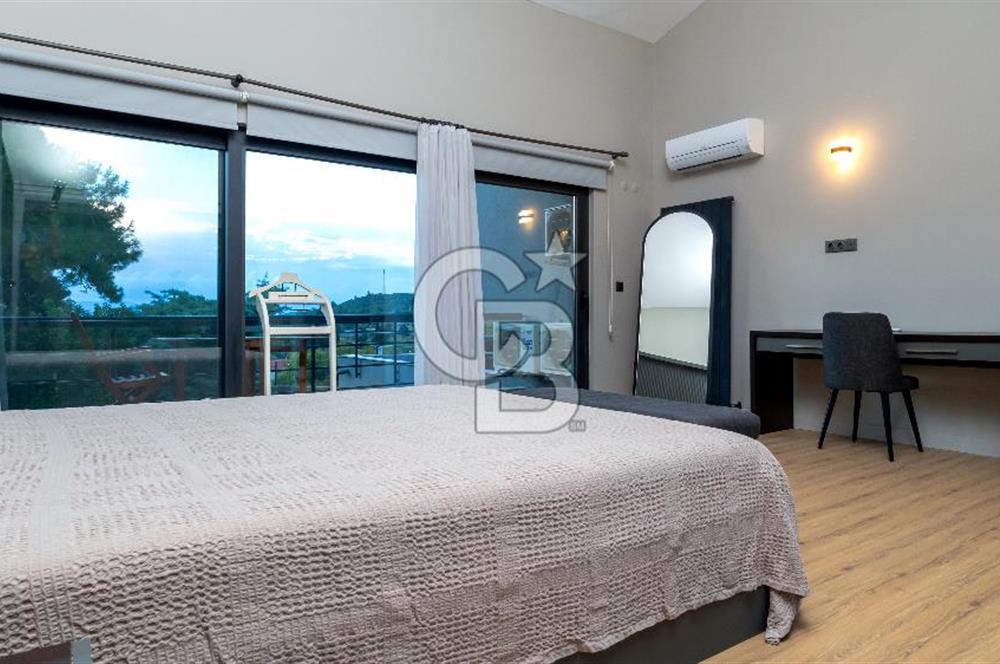 Sıraselviler Sitesi Full Yenilenmiş Deniz Manzaralı 5+1 Villa