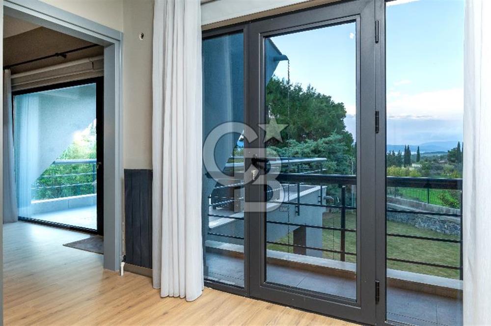 Sıraselviler Sitesi Full Yenilenmiş Deniz Manzaralı 5+1 Villa