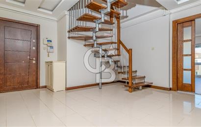 Güzelbahçe Oasis Evleri Satılık 4+1 Teraslı Dubleks Daire Boş