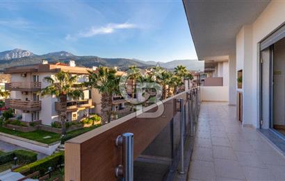 Güzelbahçe Oasis Evleri Satılık 4+1 Teraslı Dubleks Daire Boş