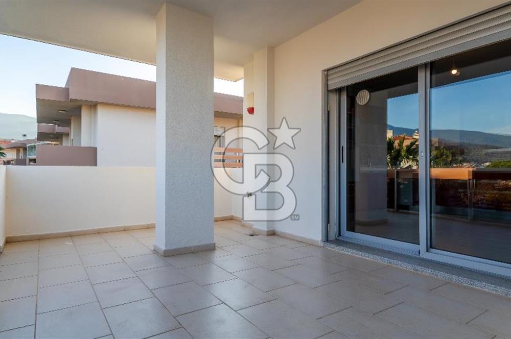 Güzelbahçe Oasis Evleri Satılık 4+1 Teraslı Dubleks Daire Boş