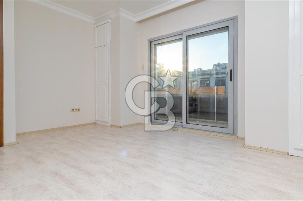 Güzelbahçe Oasis Evleri Satılık 4+1 Teraslı Dubleks Daire Boş