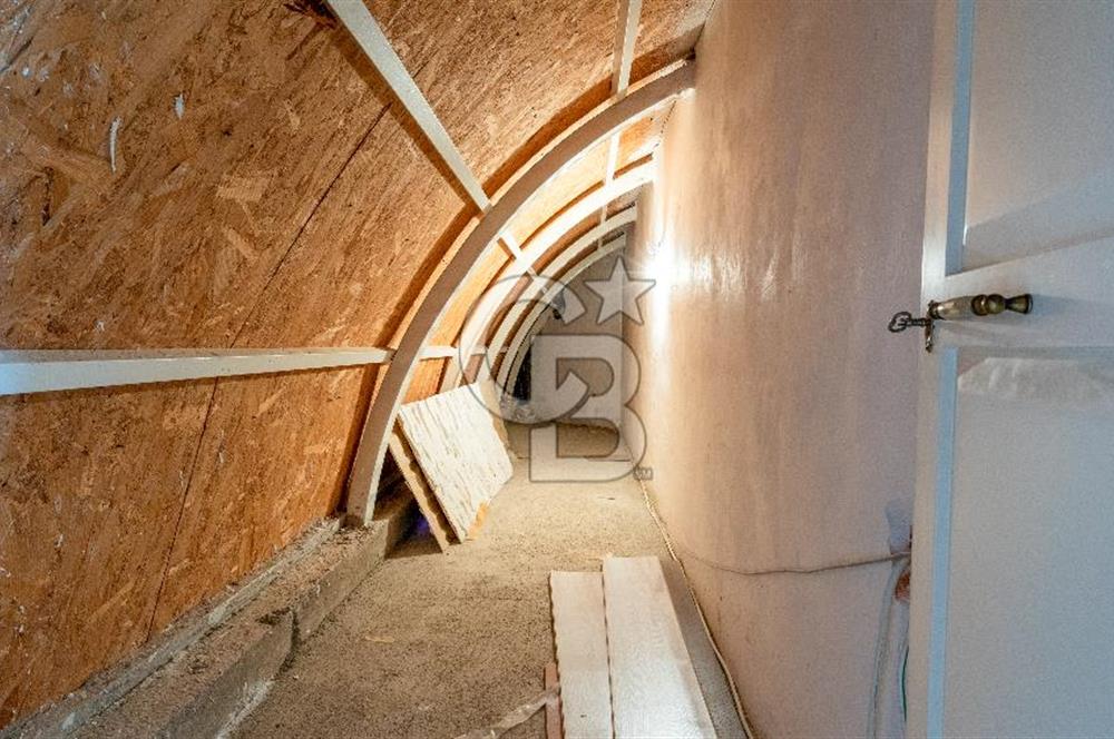 Güzelbahçe Oasis Evleri Satılık 4+1 Teraslı Dubleks Daire Boş