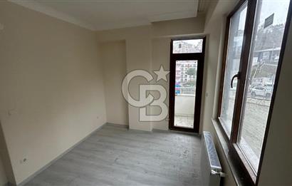 AKÇAABAT MERKEZDE,ANAYOLA YAKIN 3+1 SIFIR KİRALIK DAİRe