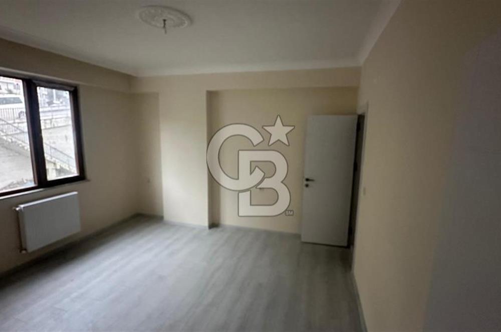 AKÇAABAT MERKEZDE,ANAYOLA YAKIN 3+1 SIFIR KİRALIK DAİRe