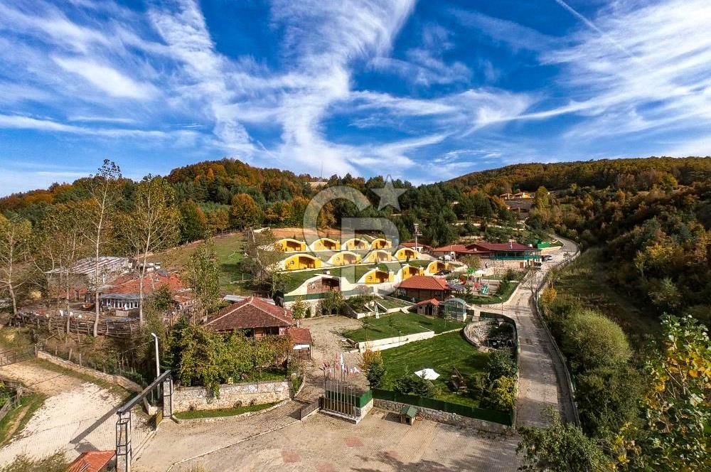 CB CLASS İZNİKTE DOĞA KONSEPTLİ AKTİF GETİRİLİ DAĞ EVLERİ TESİSİ