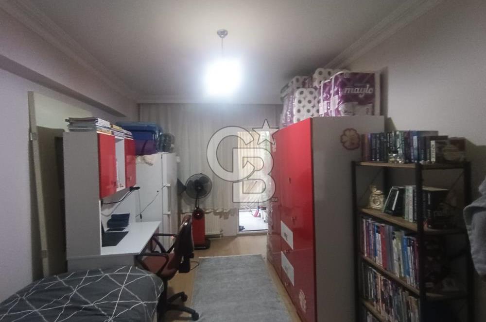 Fesleğen Mah. 3+1 120 M² Ara Kat Satılık Daire