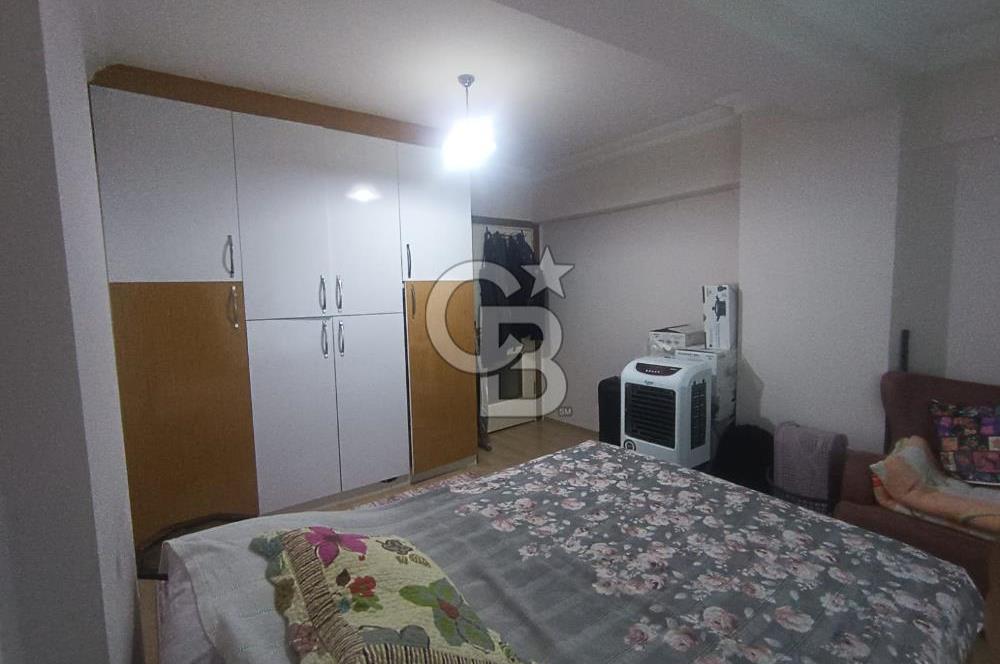 Fesleğen Mah. 3+1 120 M² Ara Kat Satılık Daire