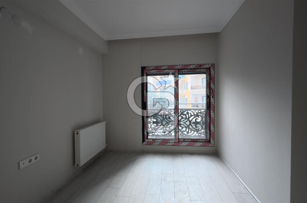 KARSIYAKA NALDÖKEN İZBAN YAKINI 3+1  SIFIR SATILIK DAİRE