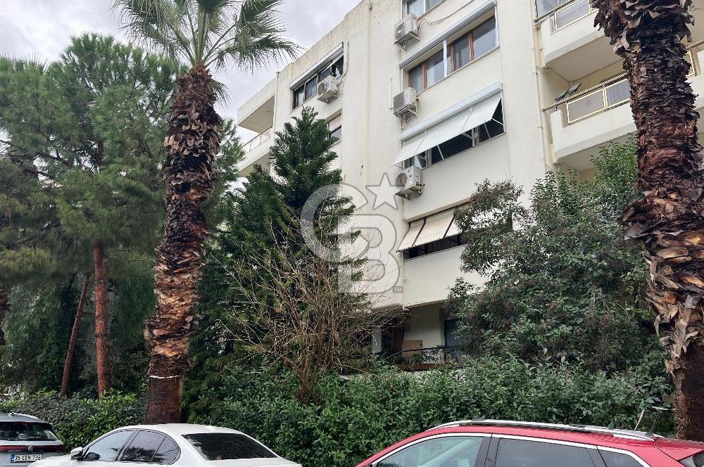 Atakent'de Merkezi Konumda Kiralık İş Yeri 4+2 Bahçe Dubleksi