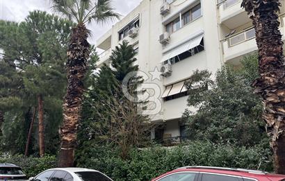 Atakent'de Merkezi Konumda Kiralık İş Yeri 4+2 Bahçe Dubleksi